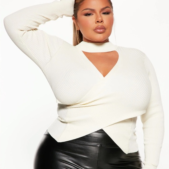 Fashion Nova Tops - Top